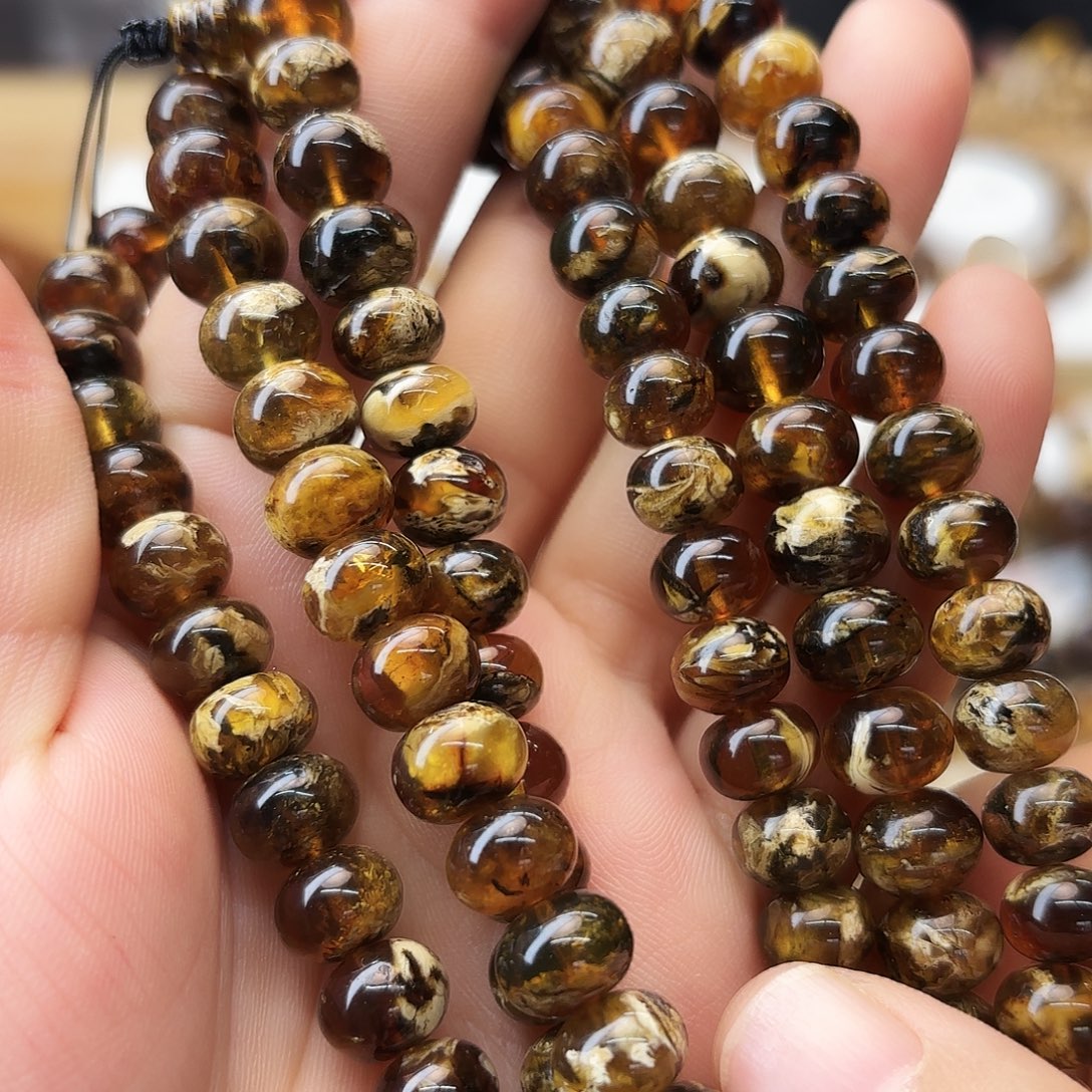 琥珀未镶嵌裸石九90920