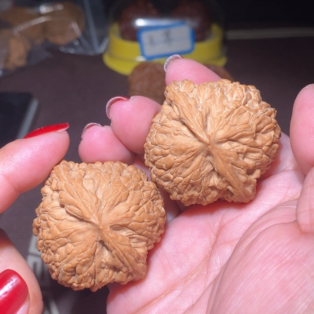 文玩核桃把件平谷虎头王