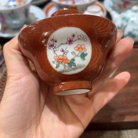 手绘茶杯盖碗壶承陶瓷