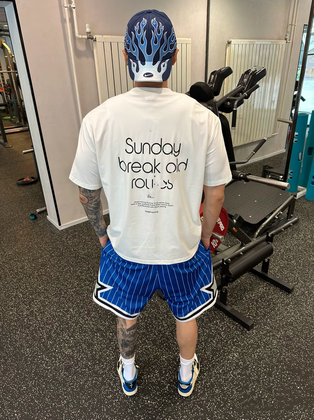 答应我！都去冲好吗！！太顶了科技感面料短袖T 男女同款（微瑕）