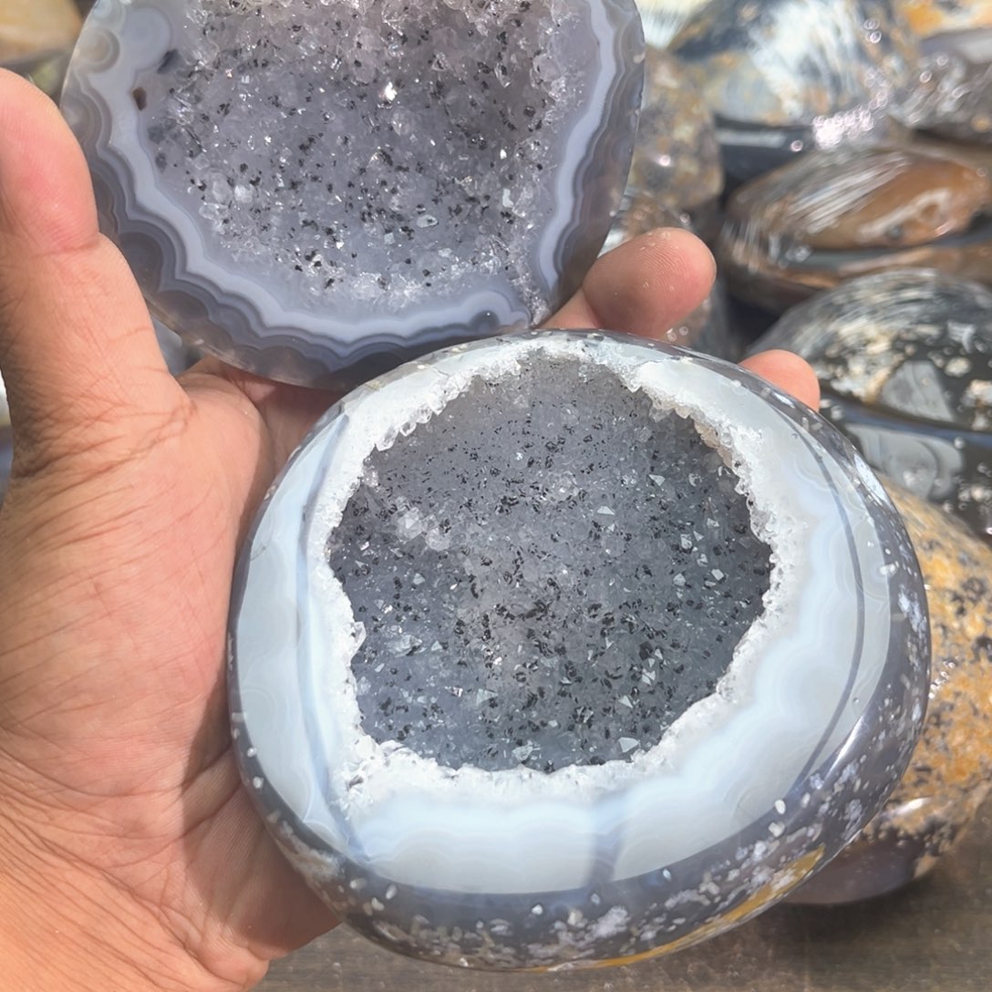 未镶嵌水晶大型摆件（非配饰）