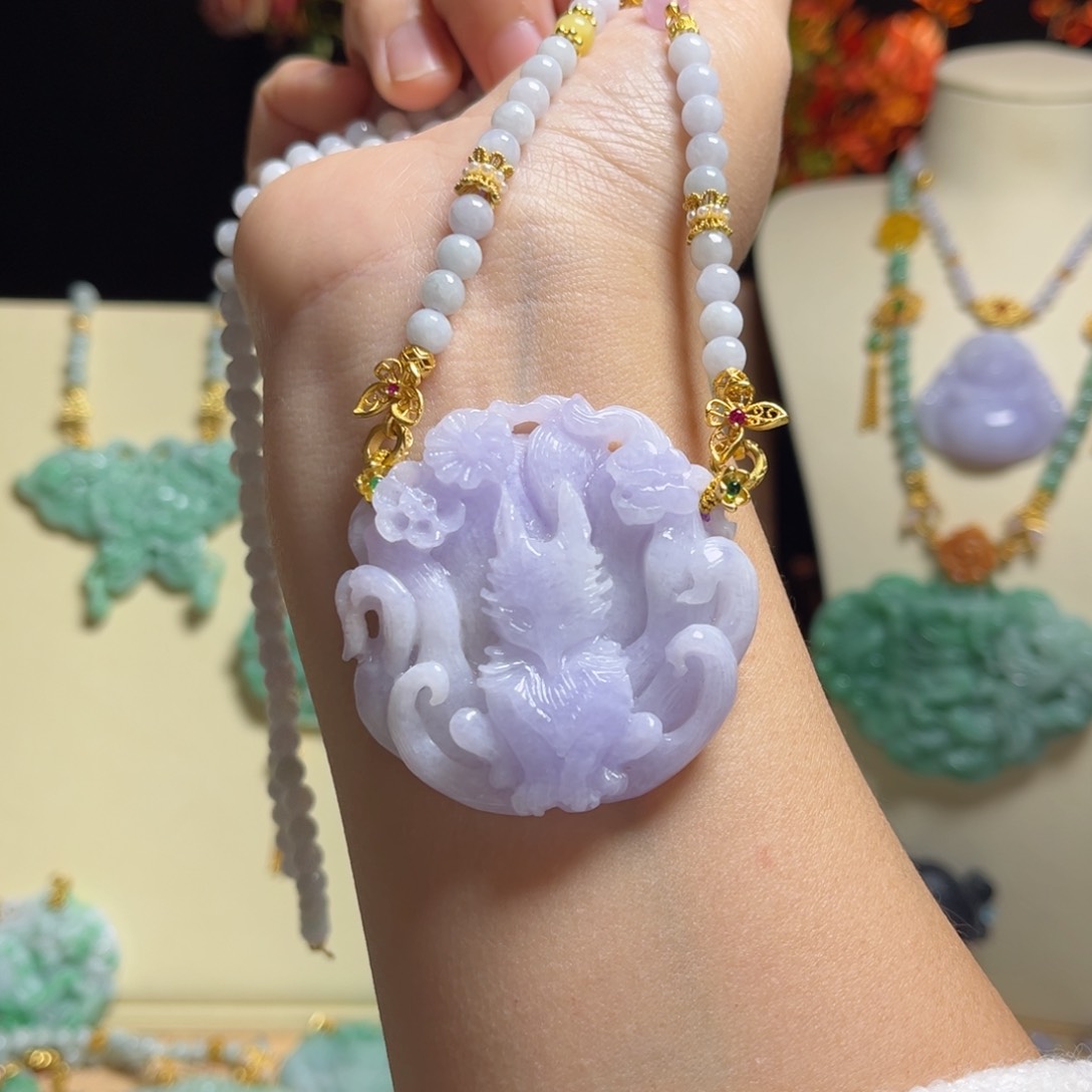 翡翠颈饰未镶嵌天然