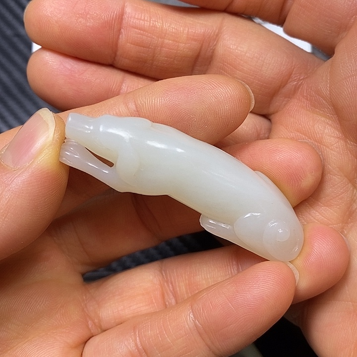 颈饰未镶嵌和田玉斋**子