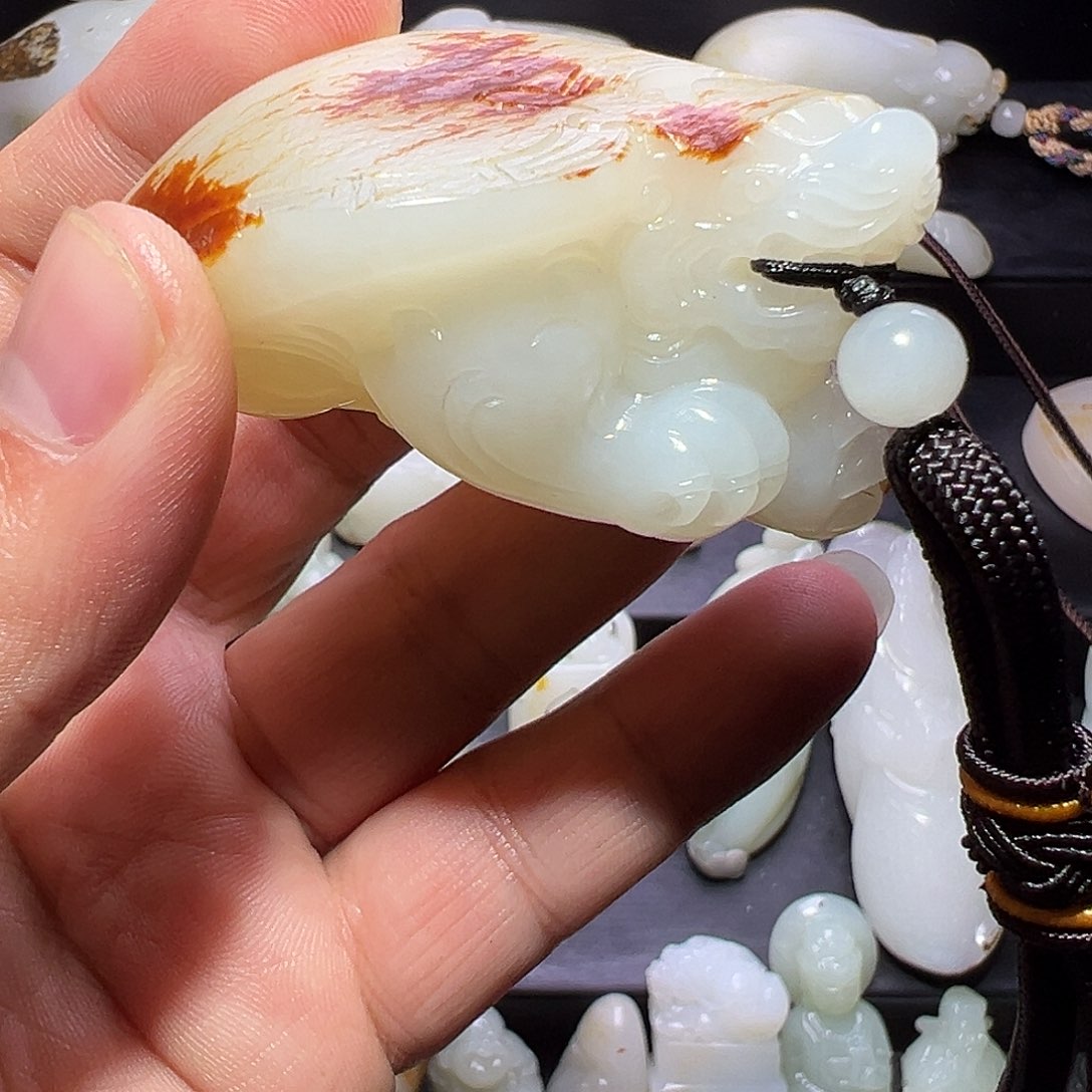 酒***可和田玉未镶嵌挂件