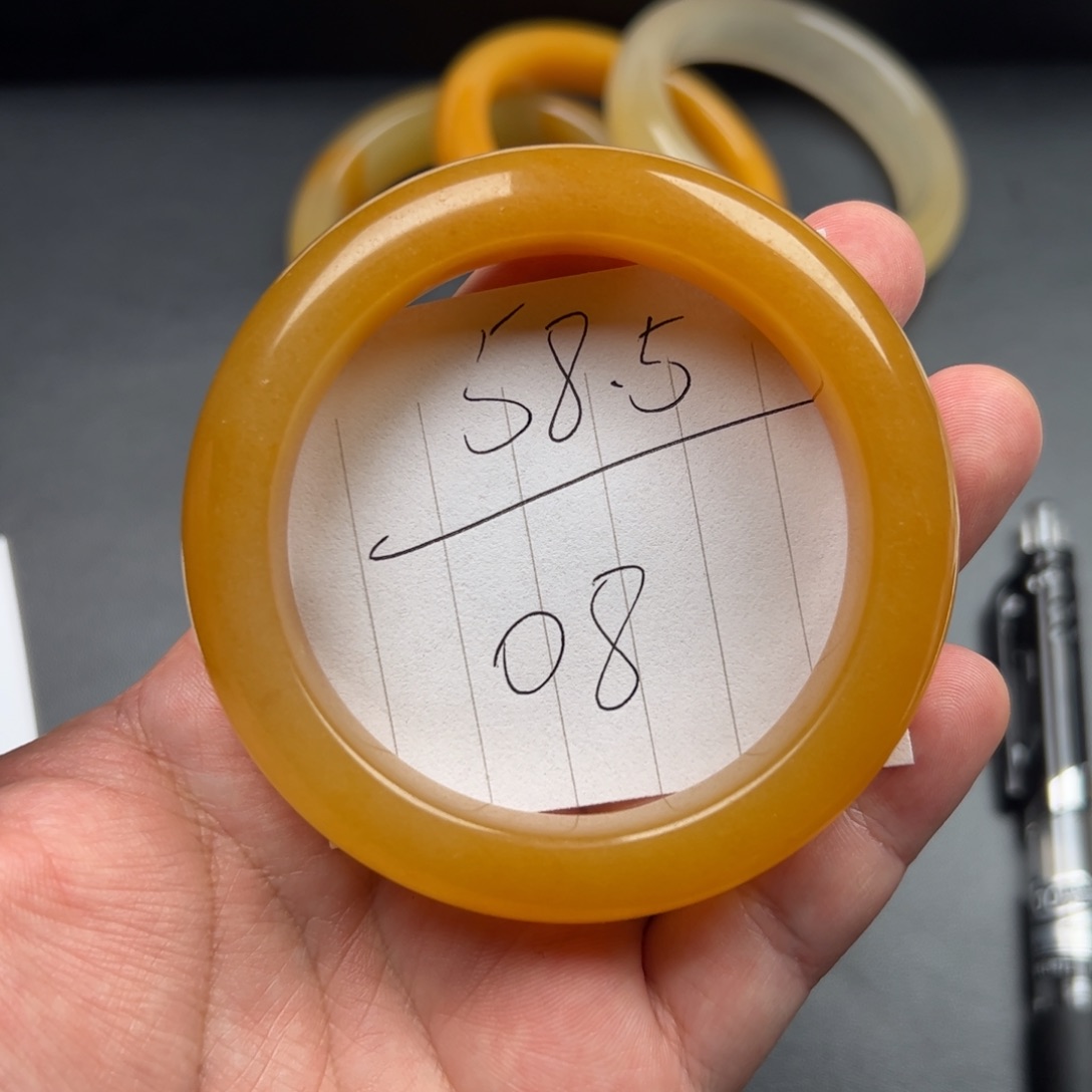 石英质玉（黄龙玉）手镯未镶嵌08