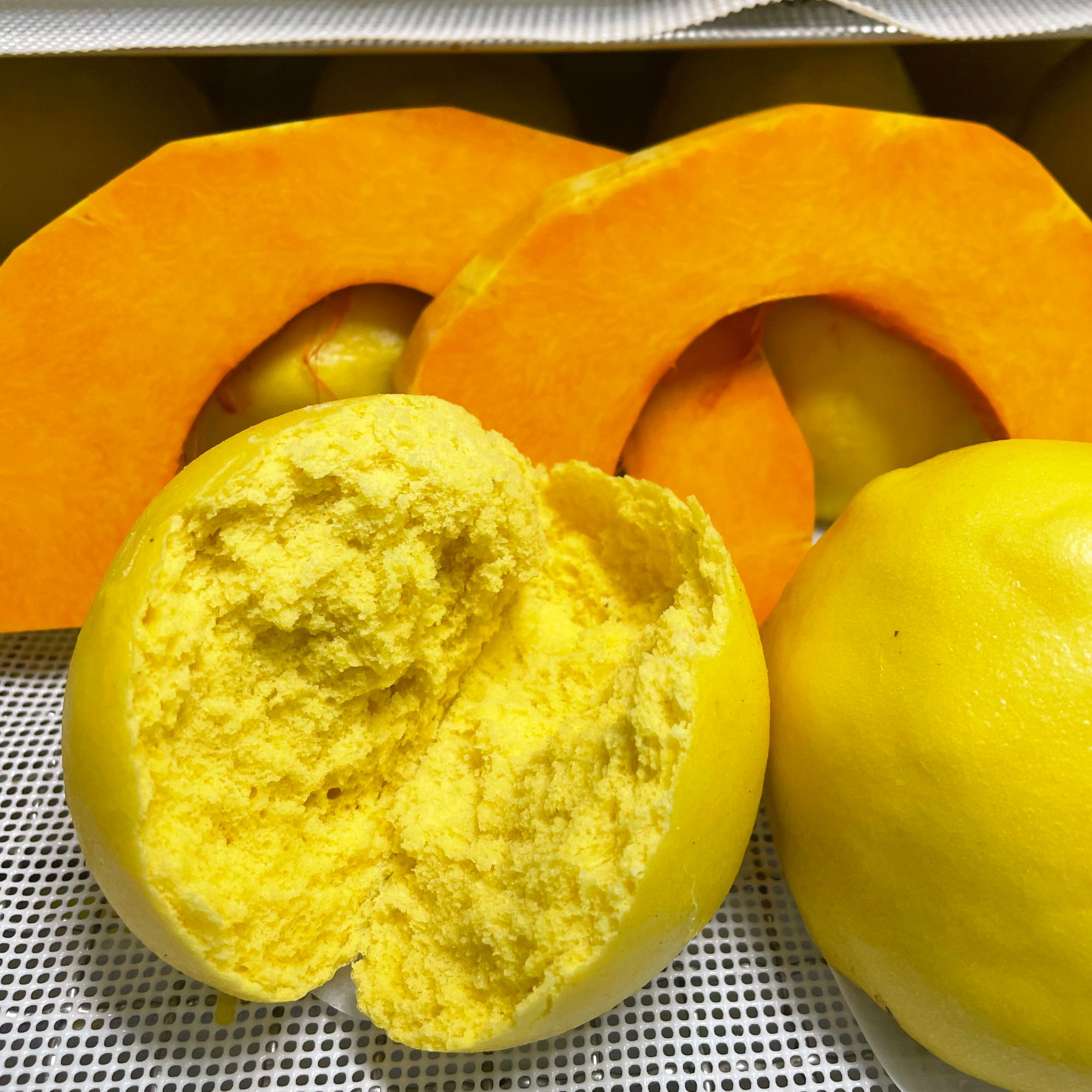 (纯南瓜实心馒头)手工老面馒头（老面发酵）