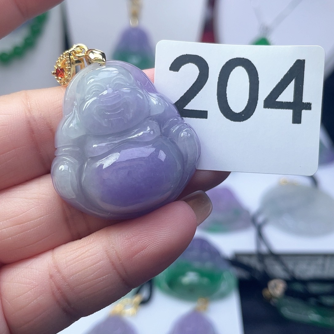 翡翠吊坠(赠链)未镶嵌