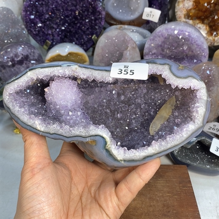 水晶大型摆件（非配饰）未镶嵌方解石