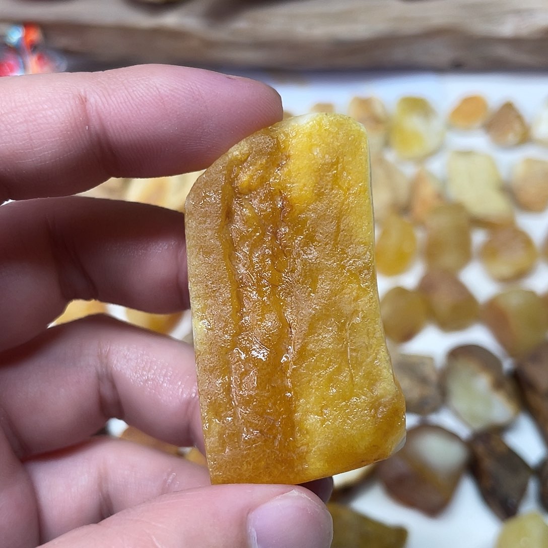 定制琥珀未镶嵌原矿琥珀