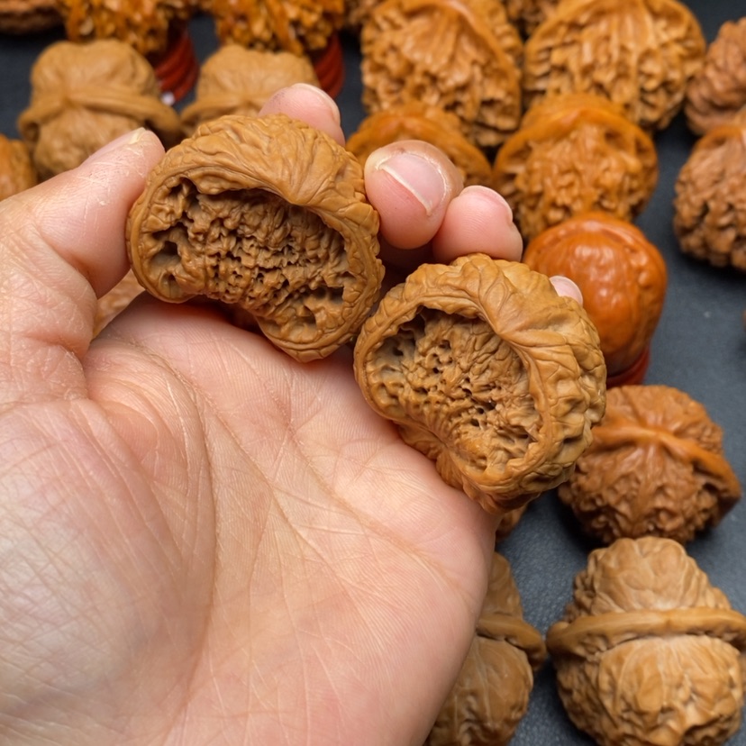 【闪购商品】文玩核桃把件蛇头