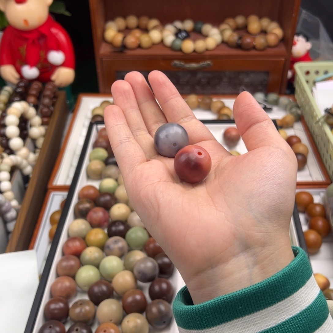 菩提根/象牙果手串筑*.两颗散不退换两颗