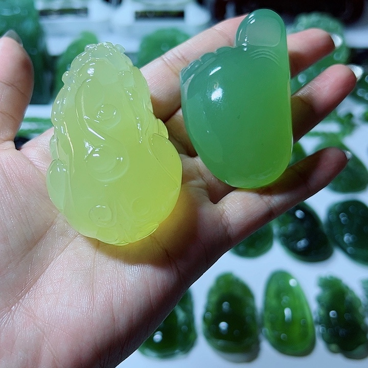 蛇纹石玉未镶嵌手把件奥**文
