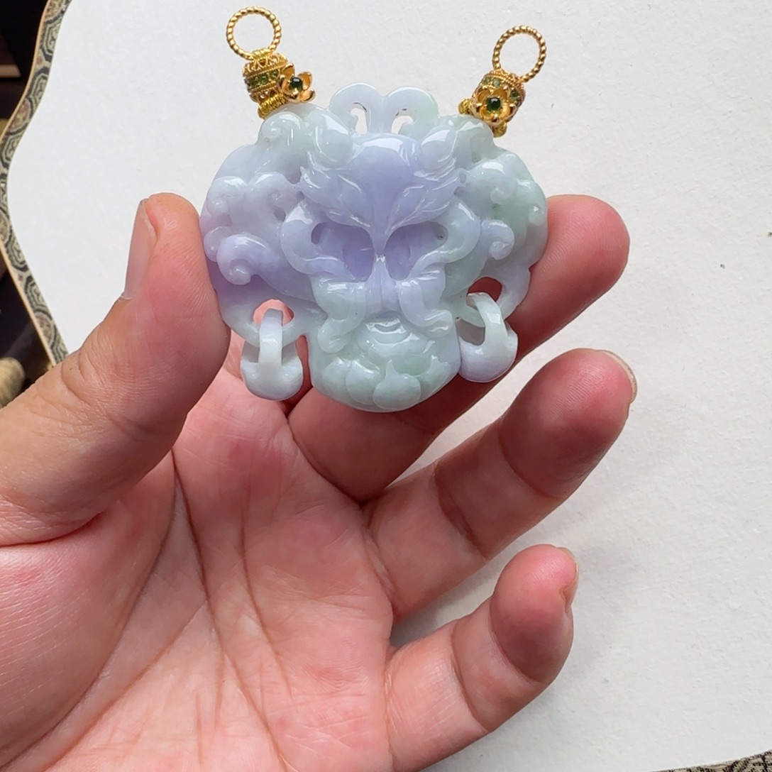 翡翠未镶嵌颈饰仿古