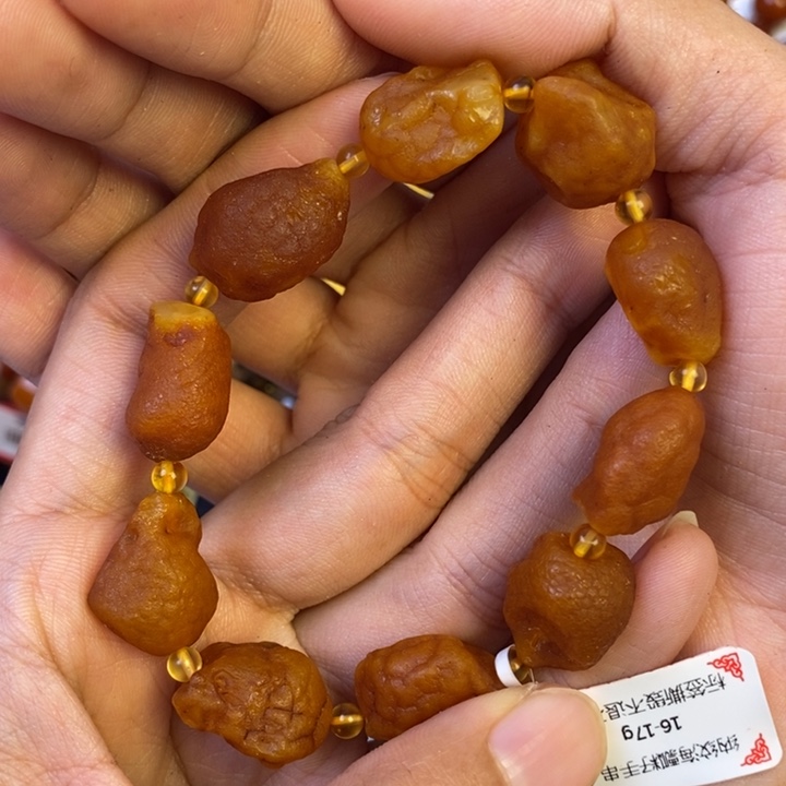 琥珀珠宝奇石未镶嵌