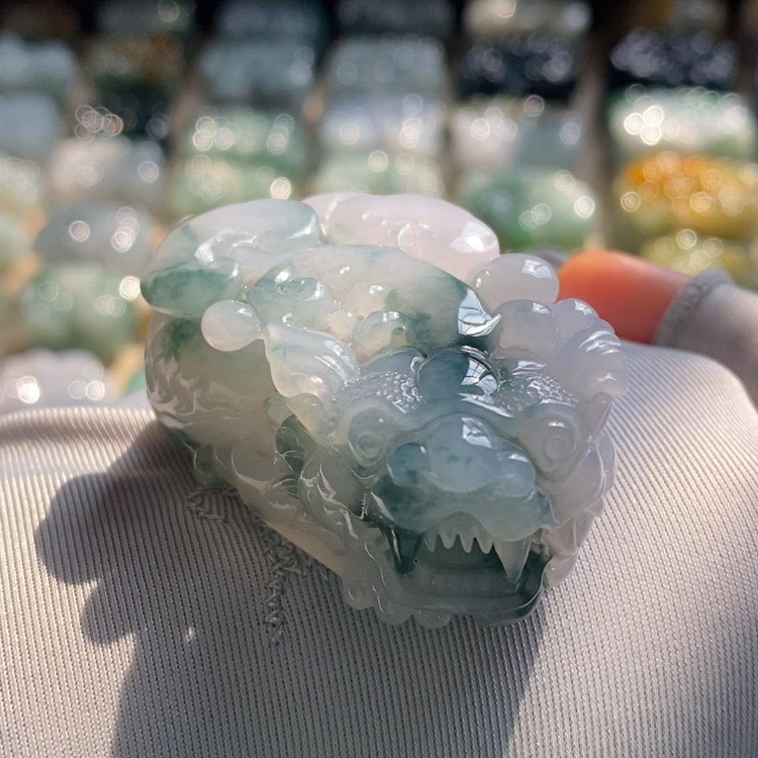 翡翠未镶嵌颈饰天然翡翠貔貅吊坠