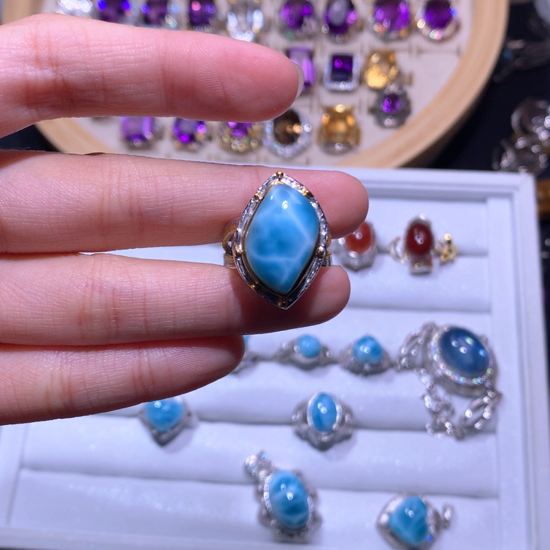 【闪购商品】银S925镶嵌戒指水晶H****