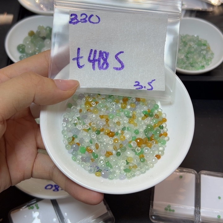 【闪购商品】定制翡翠未镶嵌S**?不退换