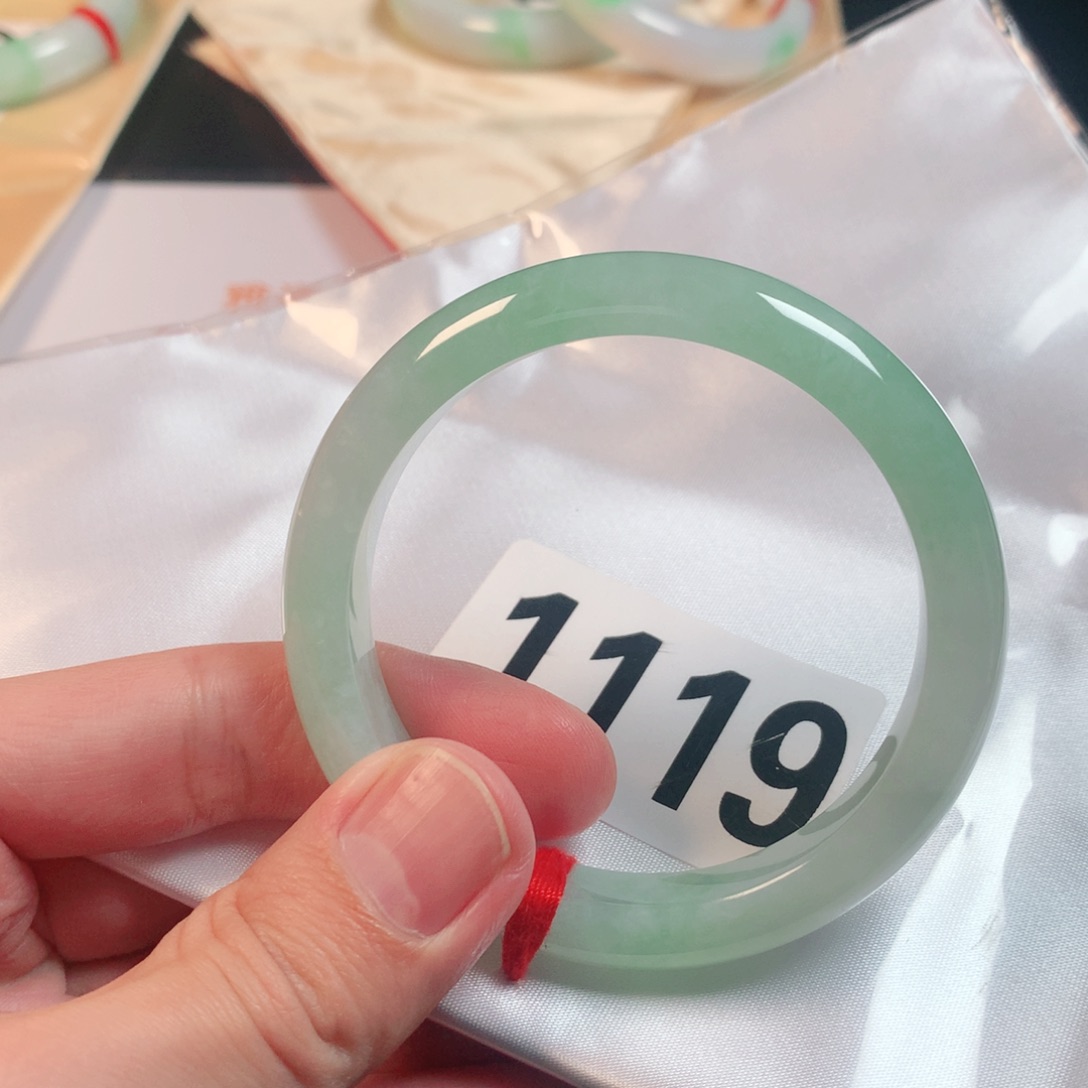 翡翠手镯未镶嵌翡翠手镯1119