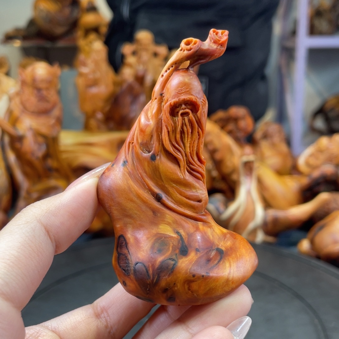 柏木（崖柏）。。。。。。。