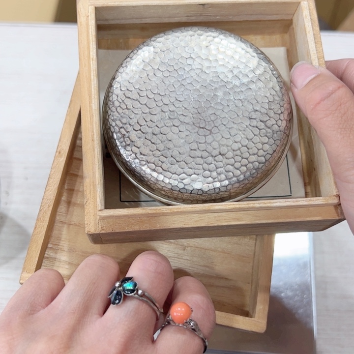 小*新亿阁中古杂项无售后谨慎参拍