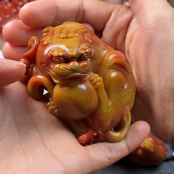 阿***勇寿山石手把件把玩件