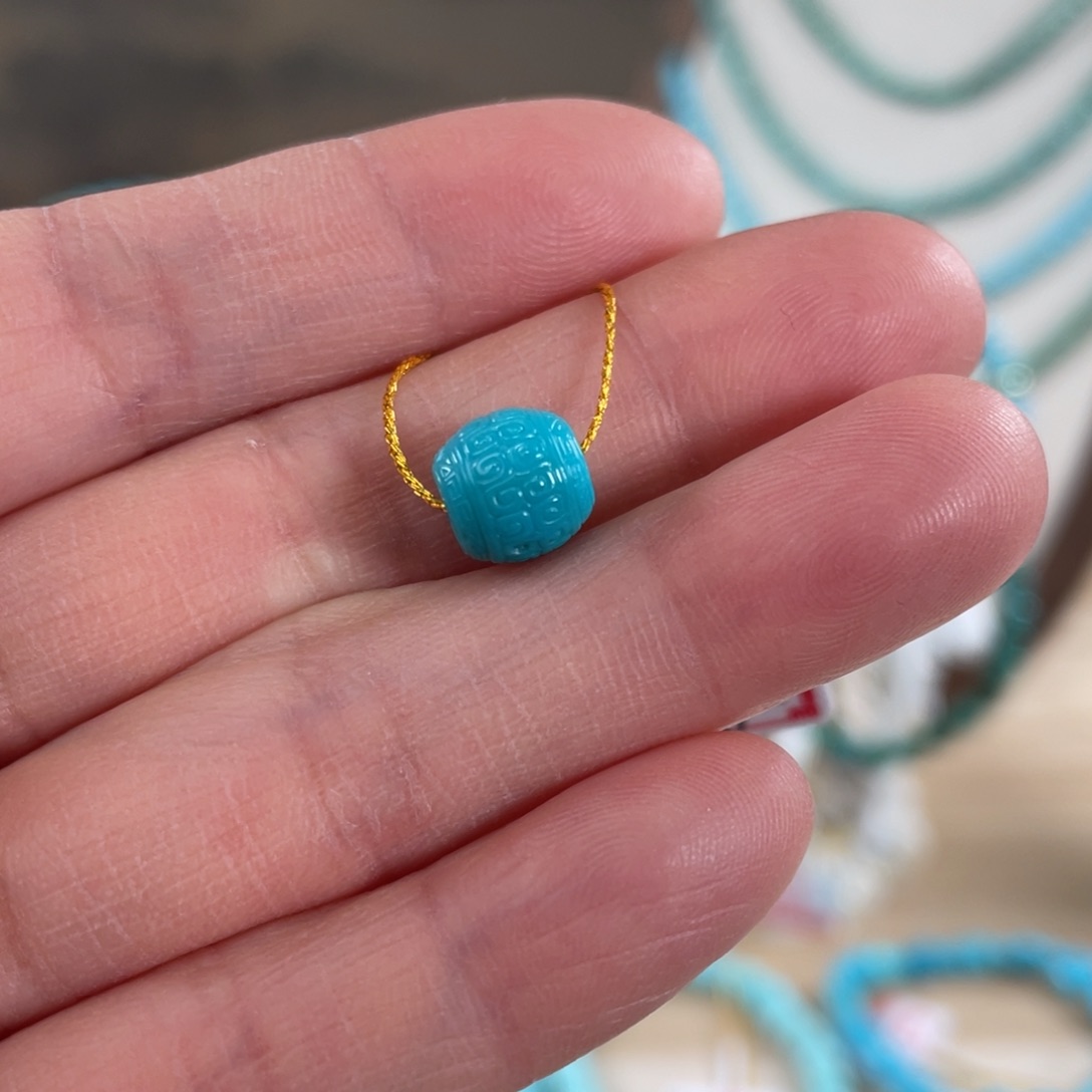 绿松石未镶嵌套链8*8精品高瓷玉化蓝回纹珠