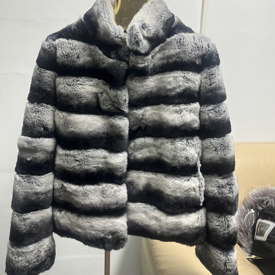 獭兔毛皮毛一体保暖外套