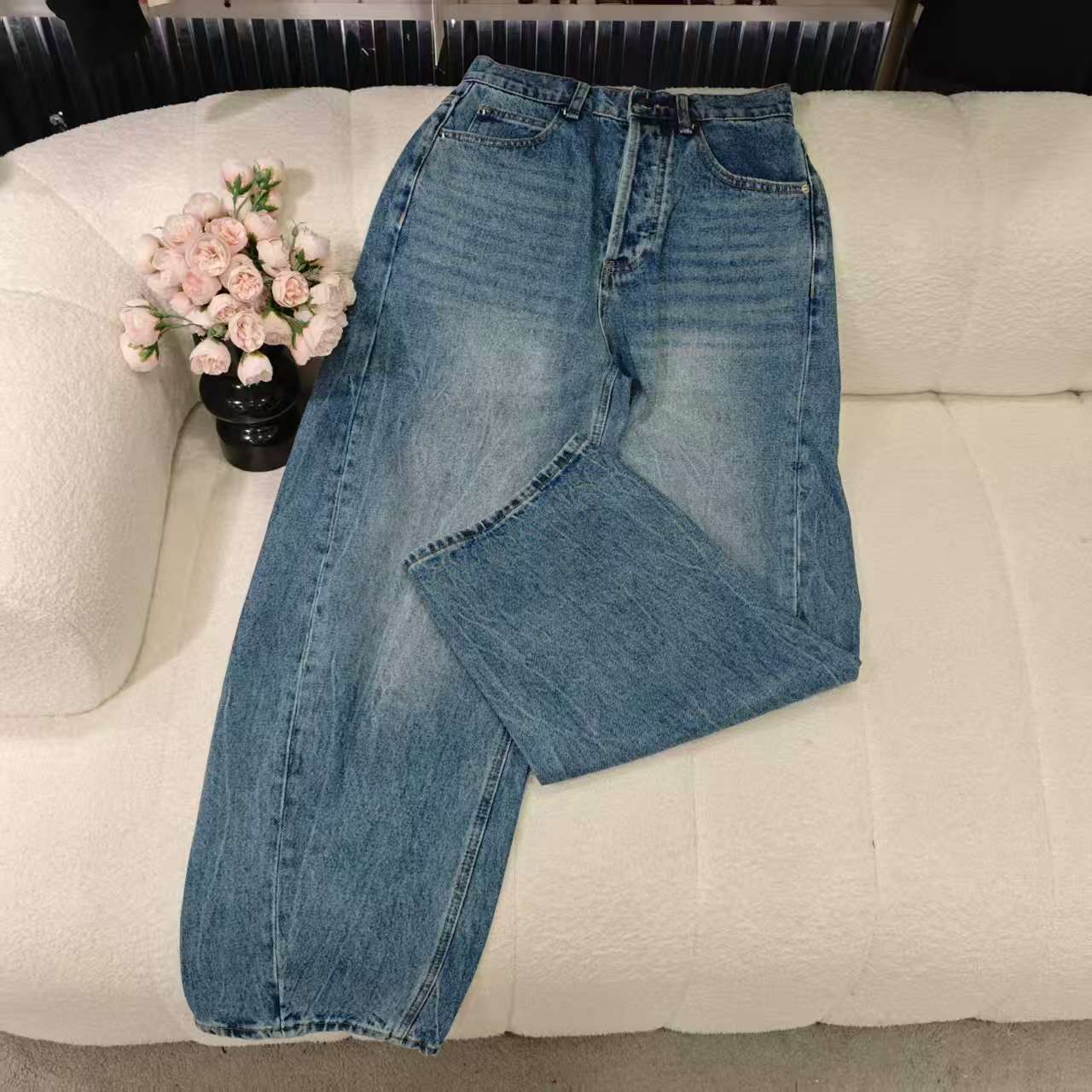 （非市场版）51021水钻水洗牛仔长裤休闲风牛仔裤蓝色宽松休闲秋款