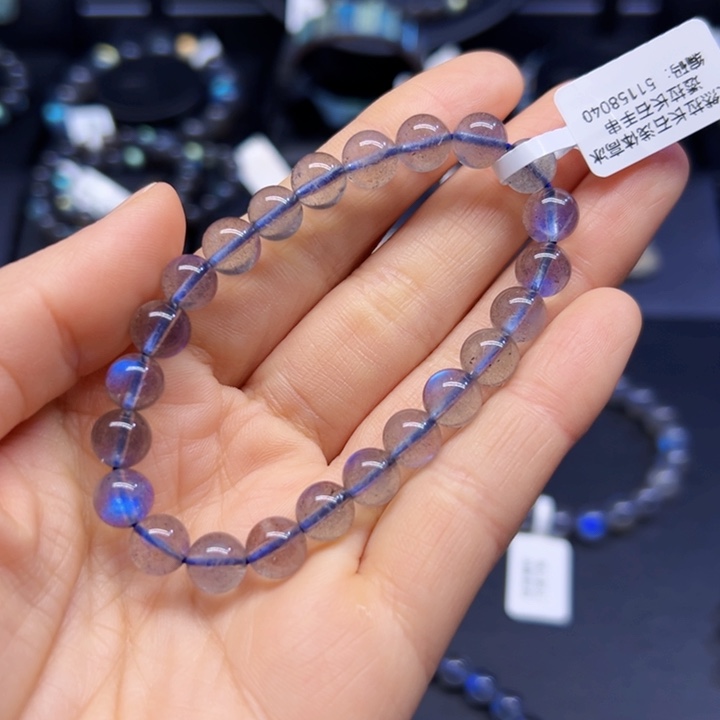 手串未镶嵌拉长石阿*?8.2左右