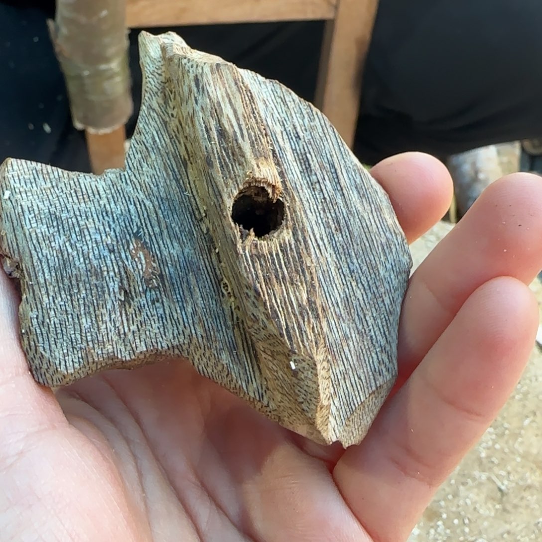 树脂制品无**品透顶绿十字结一个