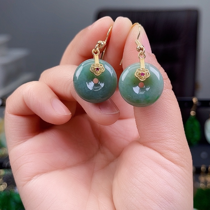 翡翠耳饰未镶嵌饰品