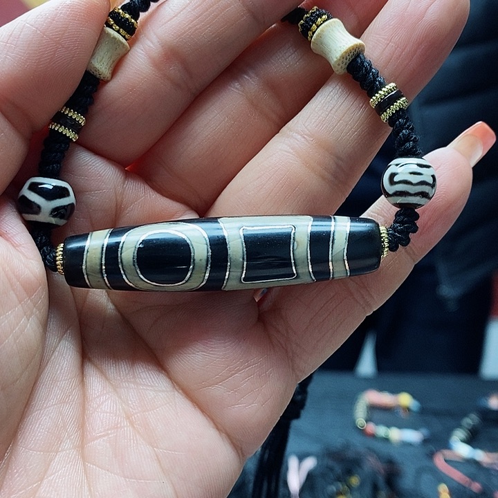 玛瑙/玉髓颈饰合金