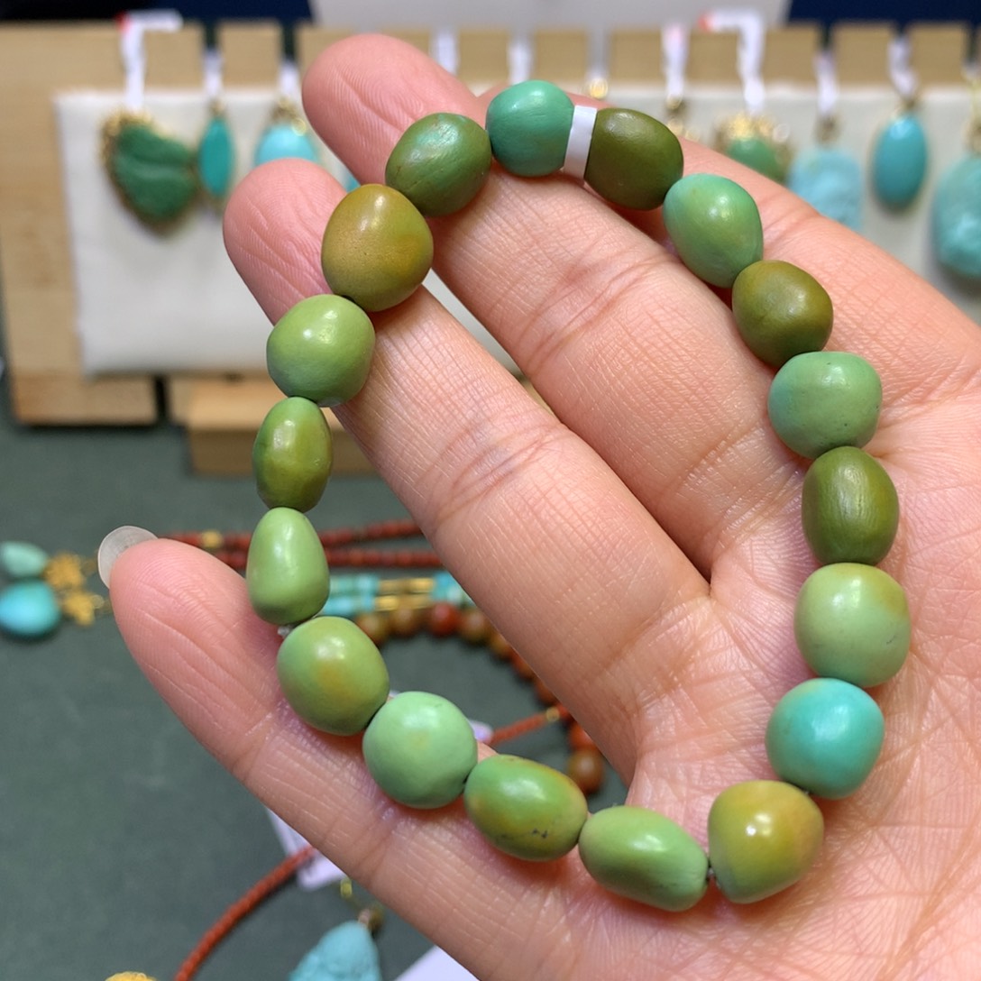 绿松石手链未镶嵌