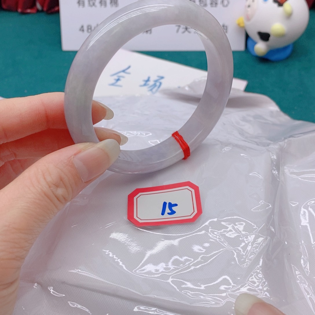 翡翠手镯未镶嵌小*15555555555