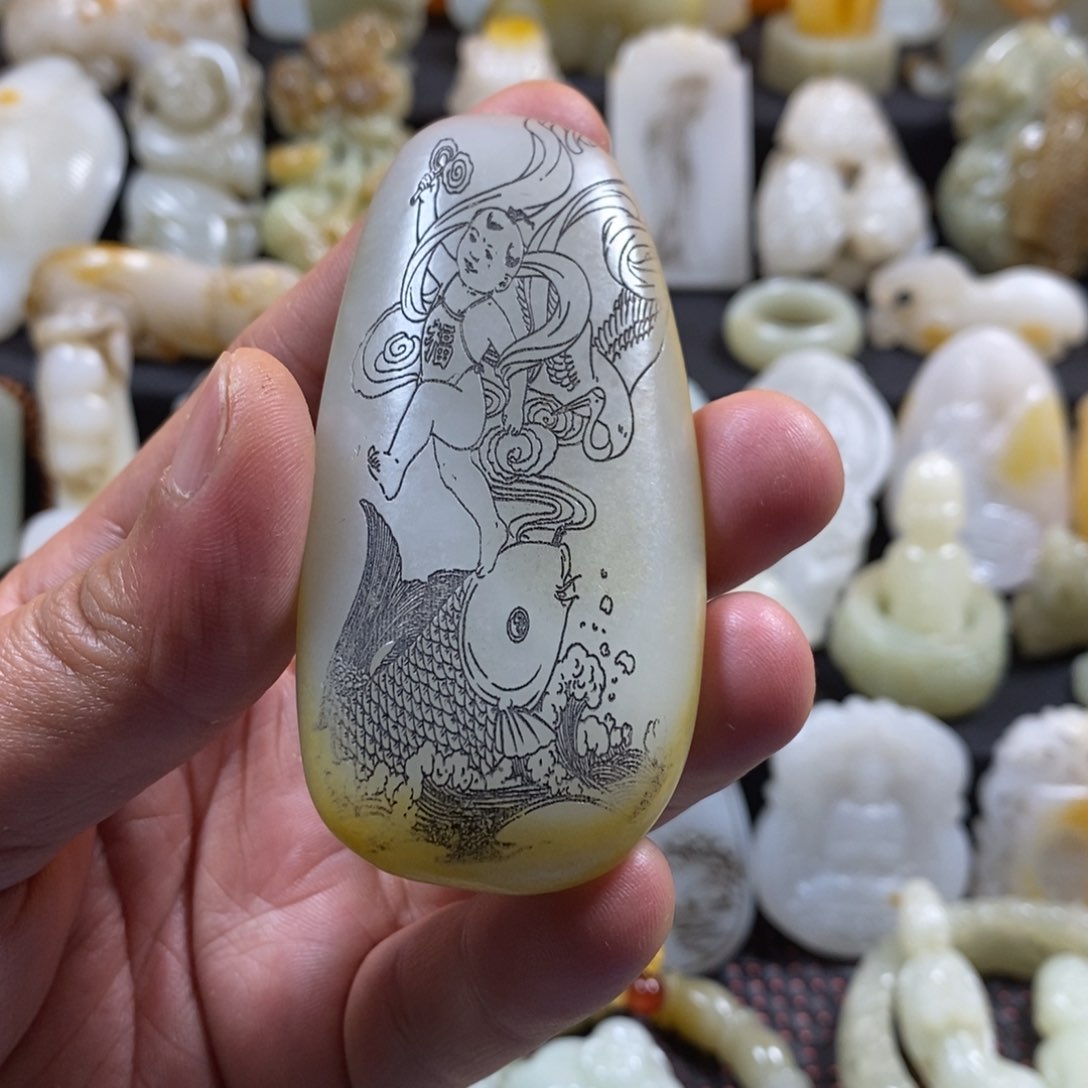 和田玉颈饰未镶嵌