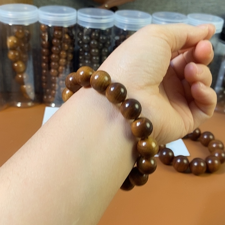 檀香木老山檀香1.2沉水