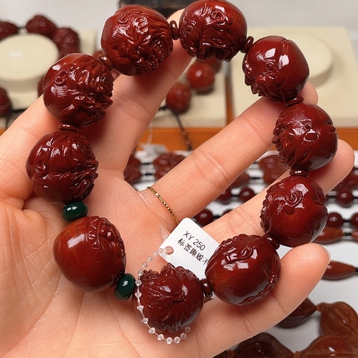 橄榄核手串抖**户玉化恶僧