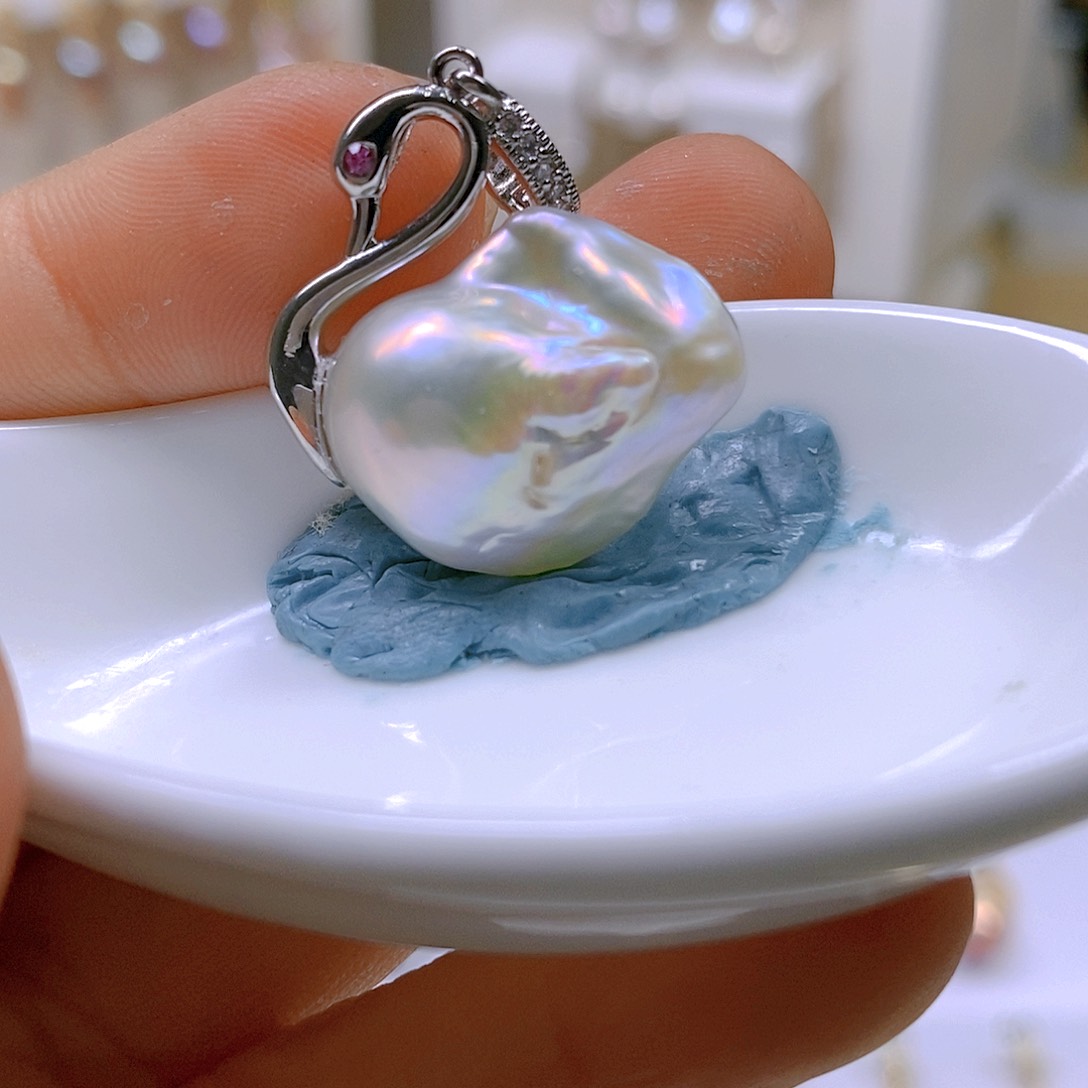 淡水珍珠颈饰合金