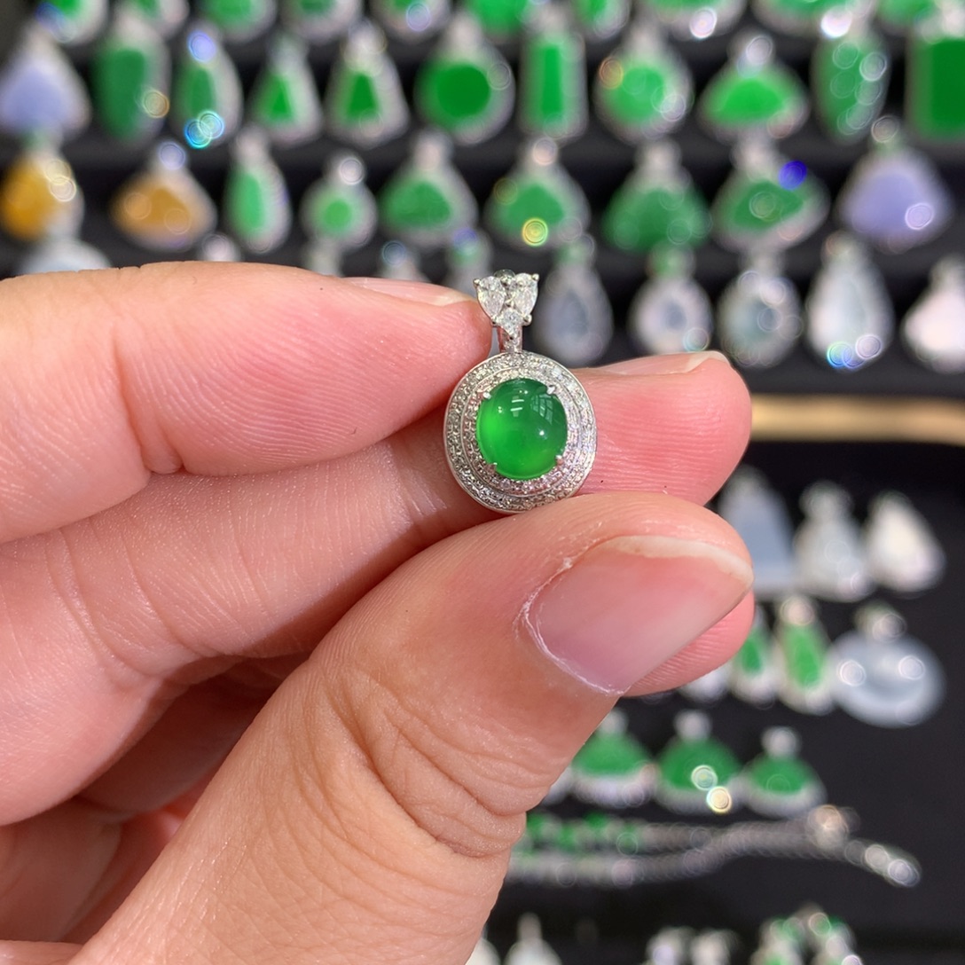 翡翠18K金镶嵌吊坠(不含链)吊坠