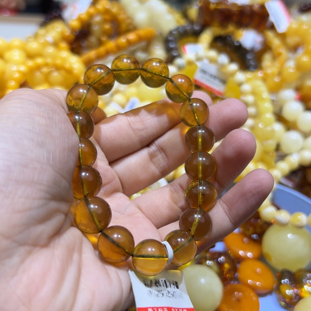 琥珀珠宝奇石未镶嵌