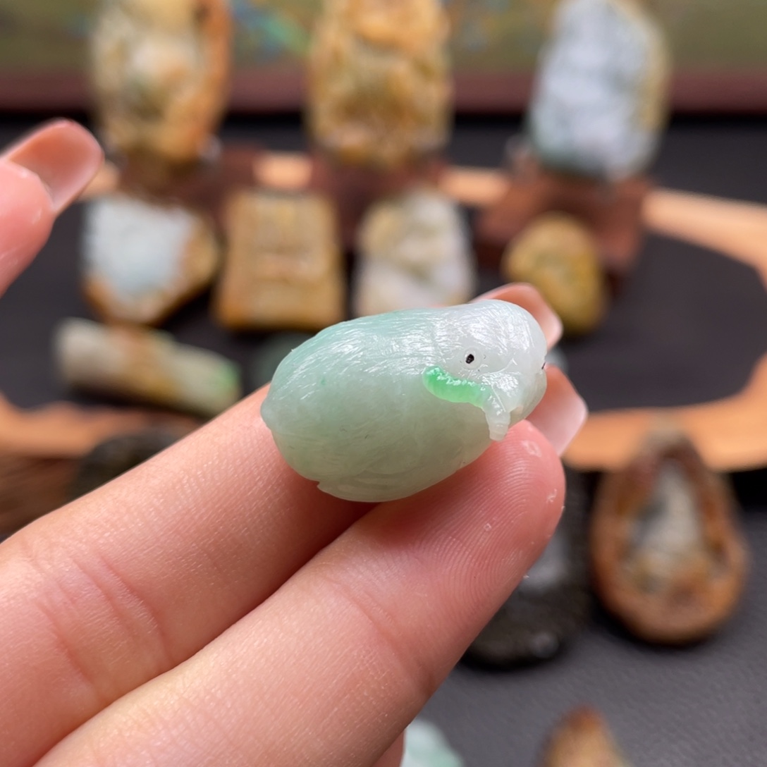 定制翡翠未镶嵌翡翠