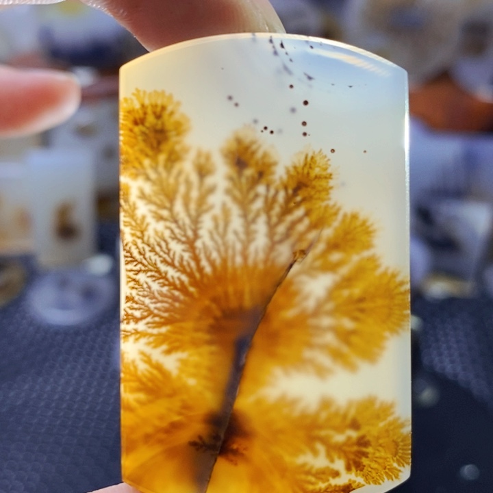 玛瑙/玉髓未镶嵌珠宝半成品