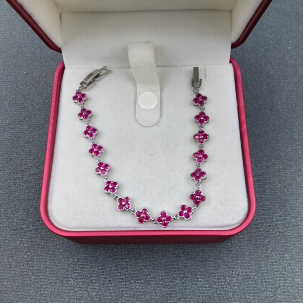  【经典永恒  光芒四射】 手链 GDJ9798