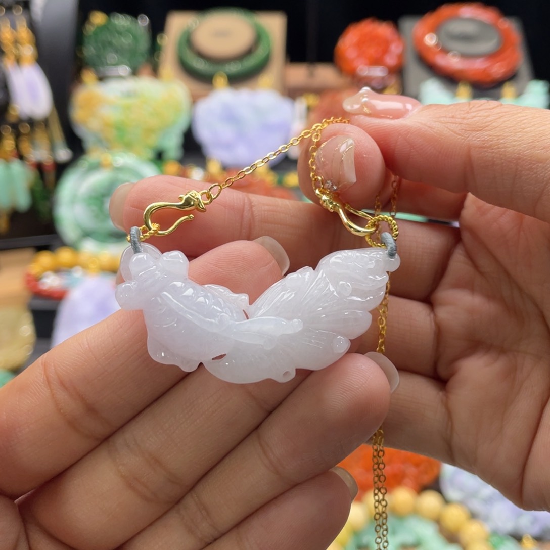 翡翠颈饰未镶嵌代编织