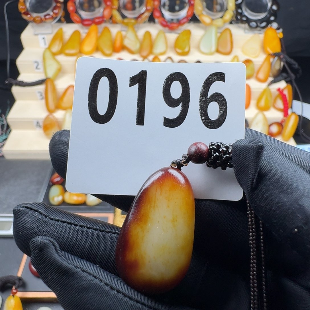 和田玉吊坠(赠链)未镶嵌