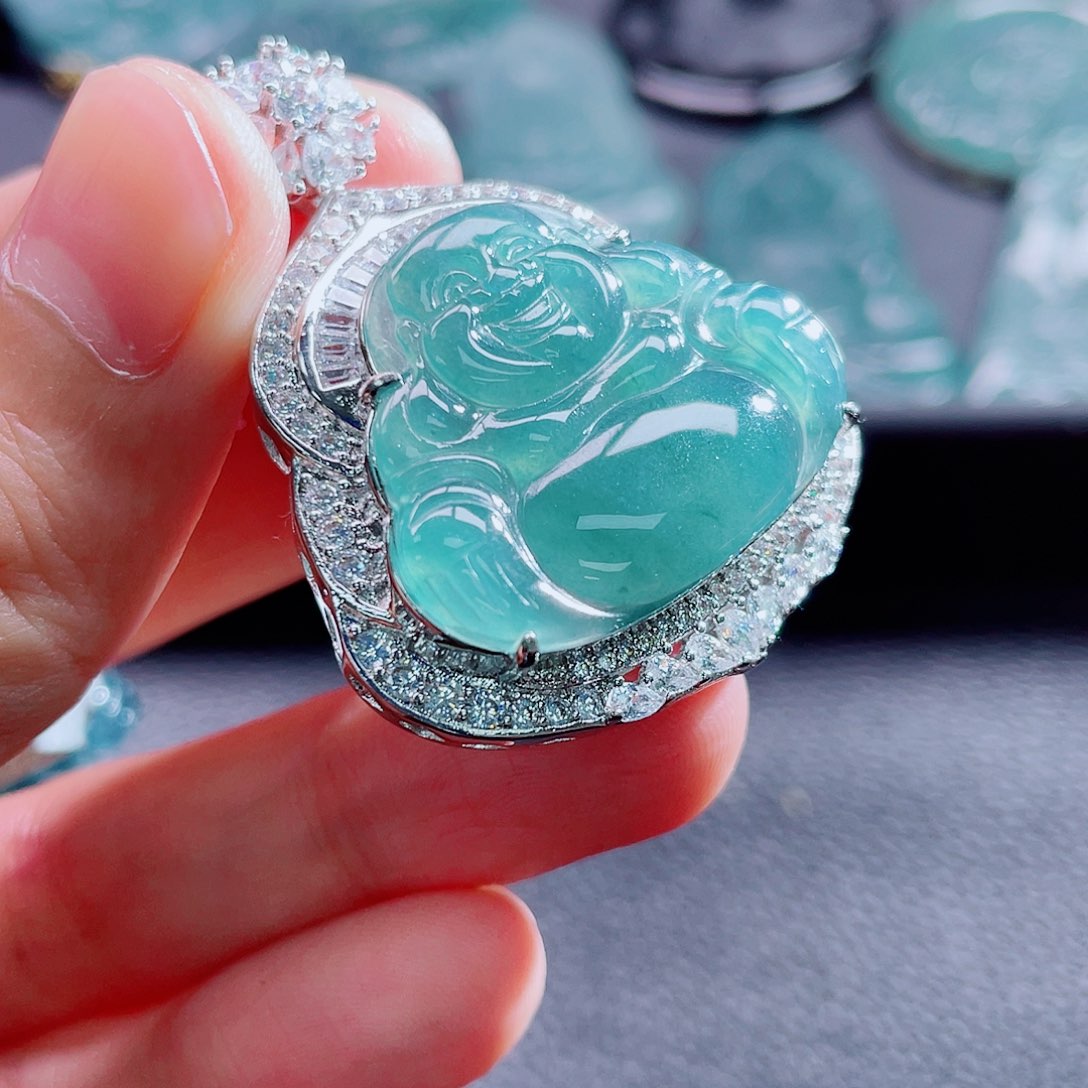 翡翠颈饰未镶嵌8888888888