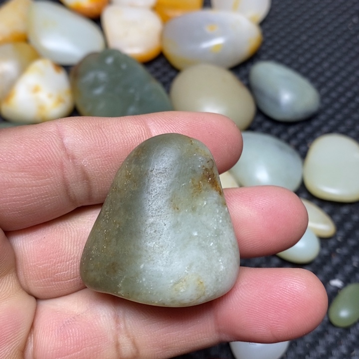 和田玉珠宝奇石未镶嵌