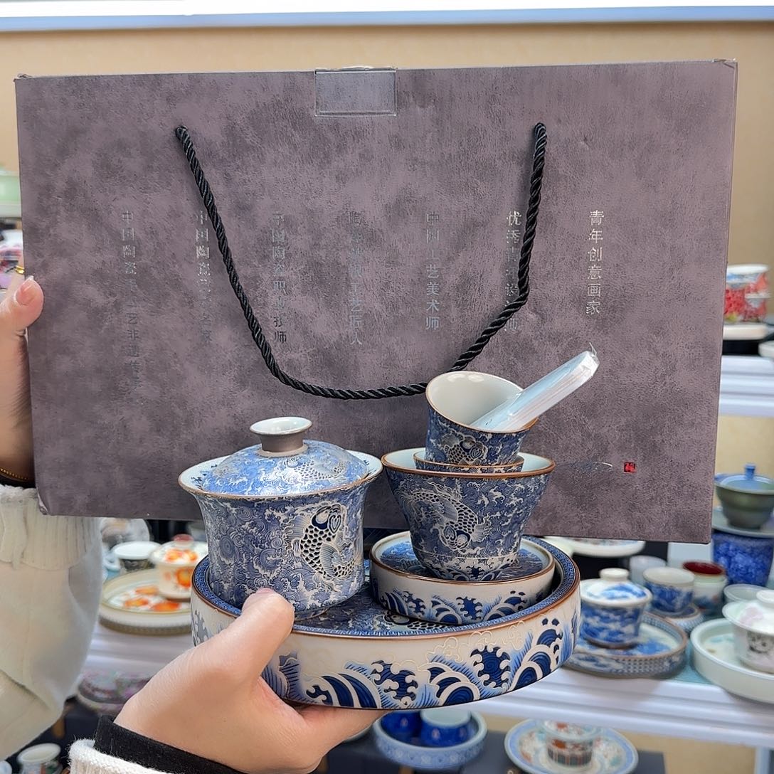 我们都在努力着改变自己