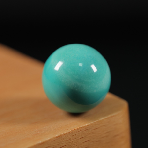 原矿绿松石玉化料·水波纹圆珠，直径15.4mm，重5.22g