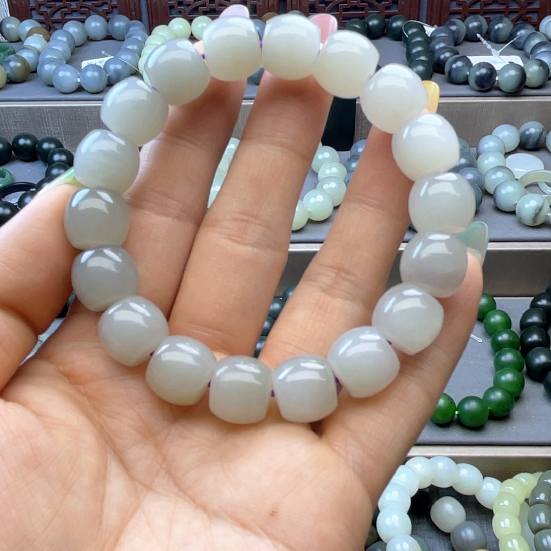 手链未镶嵌和田玉